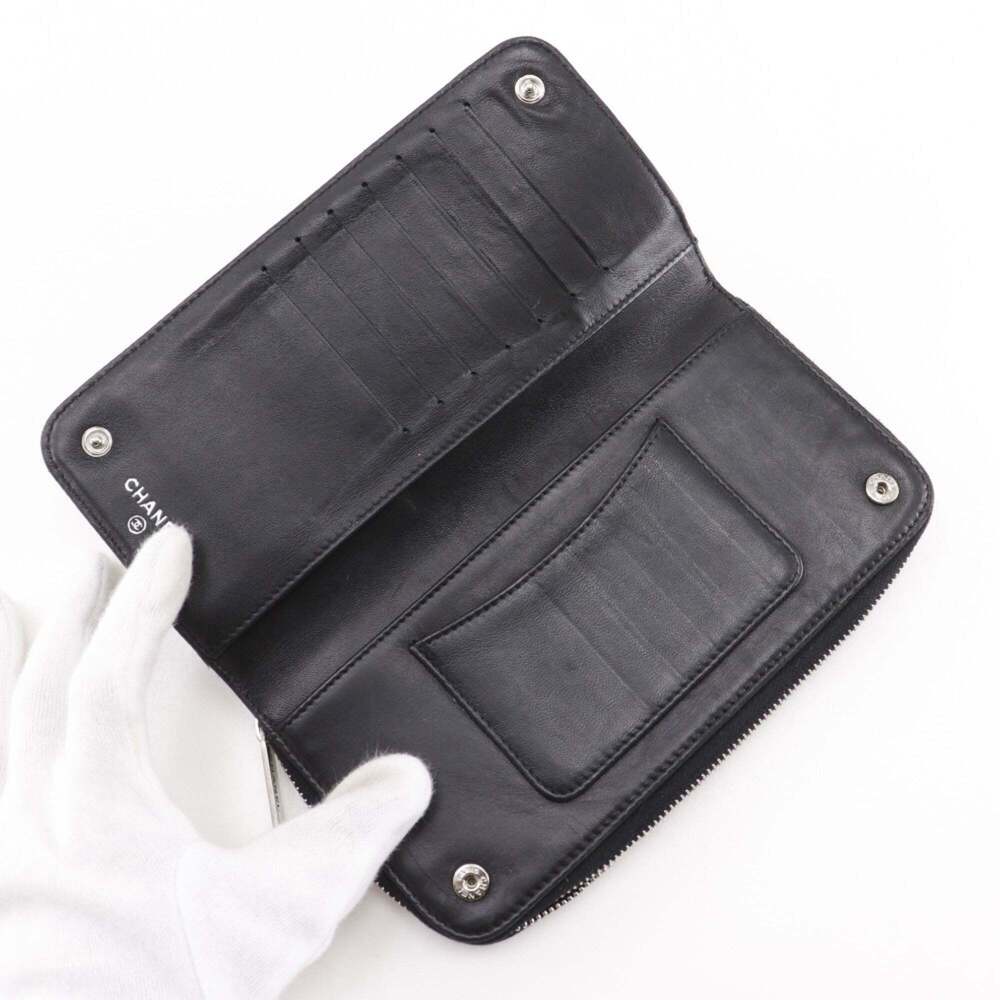 CHANEL Authentic Black Lambskin Leather Wallet - Picture 12 of 16